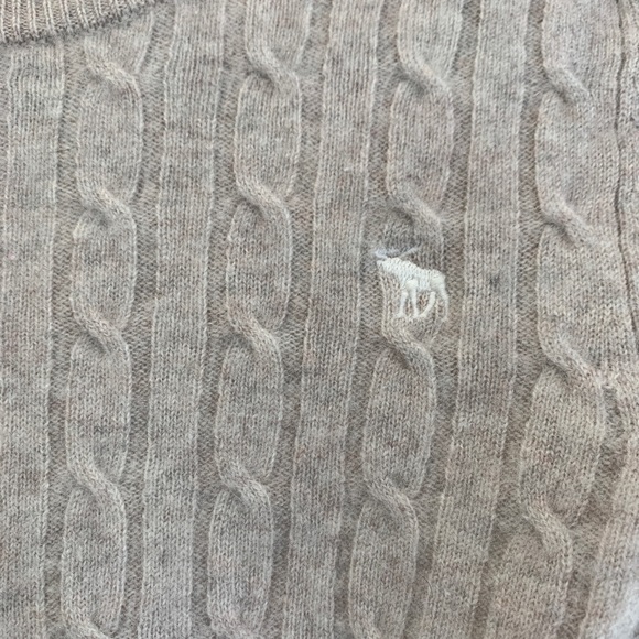 Abercrombie Sweater - Picture 3 of 3